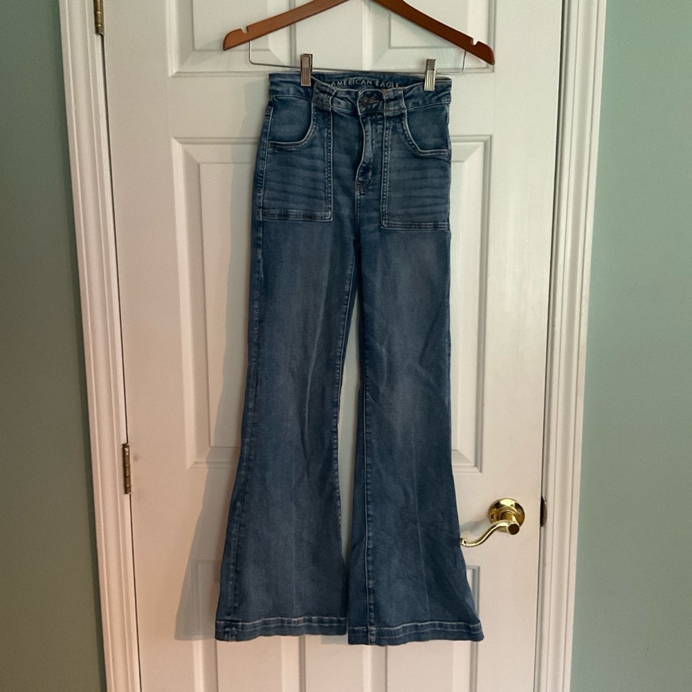 American Eagle Jeans.  Size 0.  Like new condition.  Wide leg.